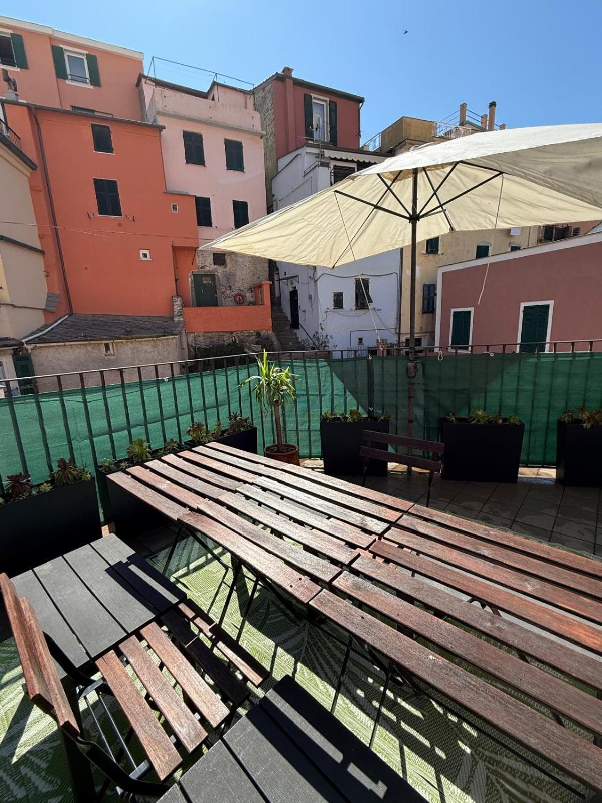 El Nin Apartment With Terrace Vernazza Luaran gambar