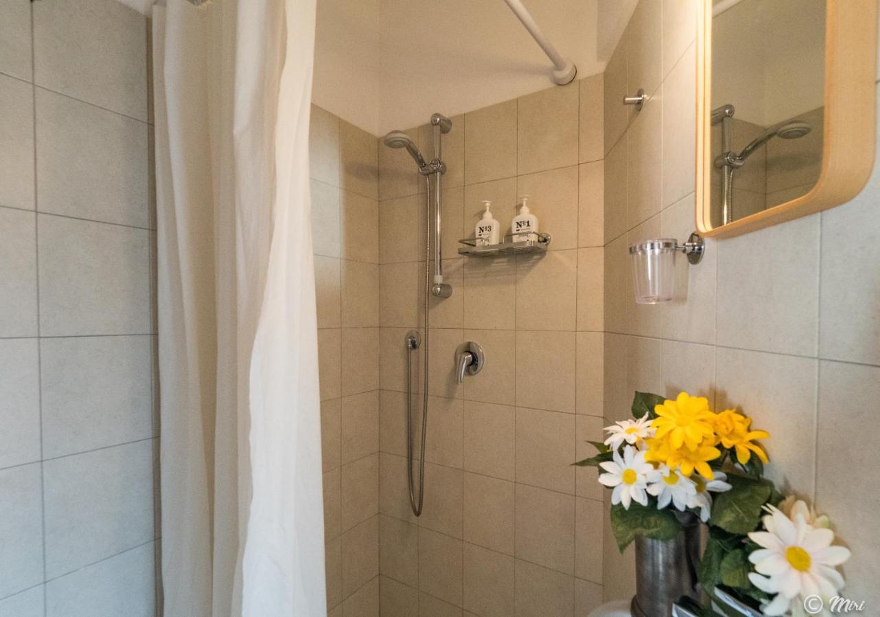 El Nin Apartment With Terrace Vernazza Luaran gambar