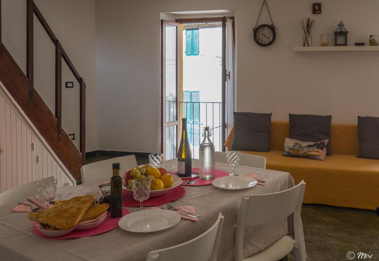 El Nin Apartment With Terrace Vernazza Luaran gambar