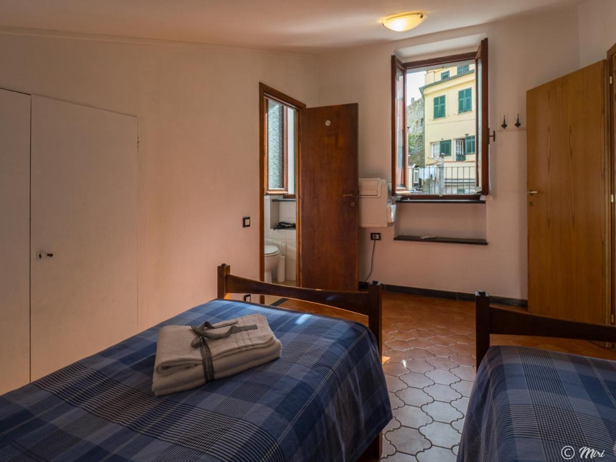 El Nin Apartment With Terrace Vernazza Luaran gambar